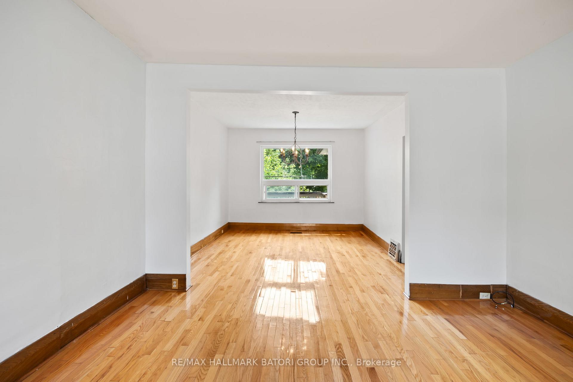 Photo 9 of 78 Edith Drive, Toronto, Yonge-Eglinton — HOMEH
