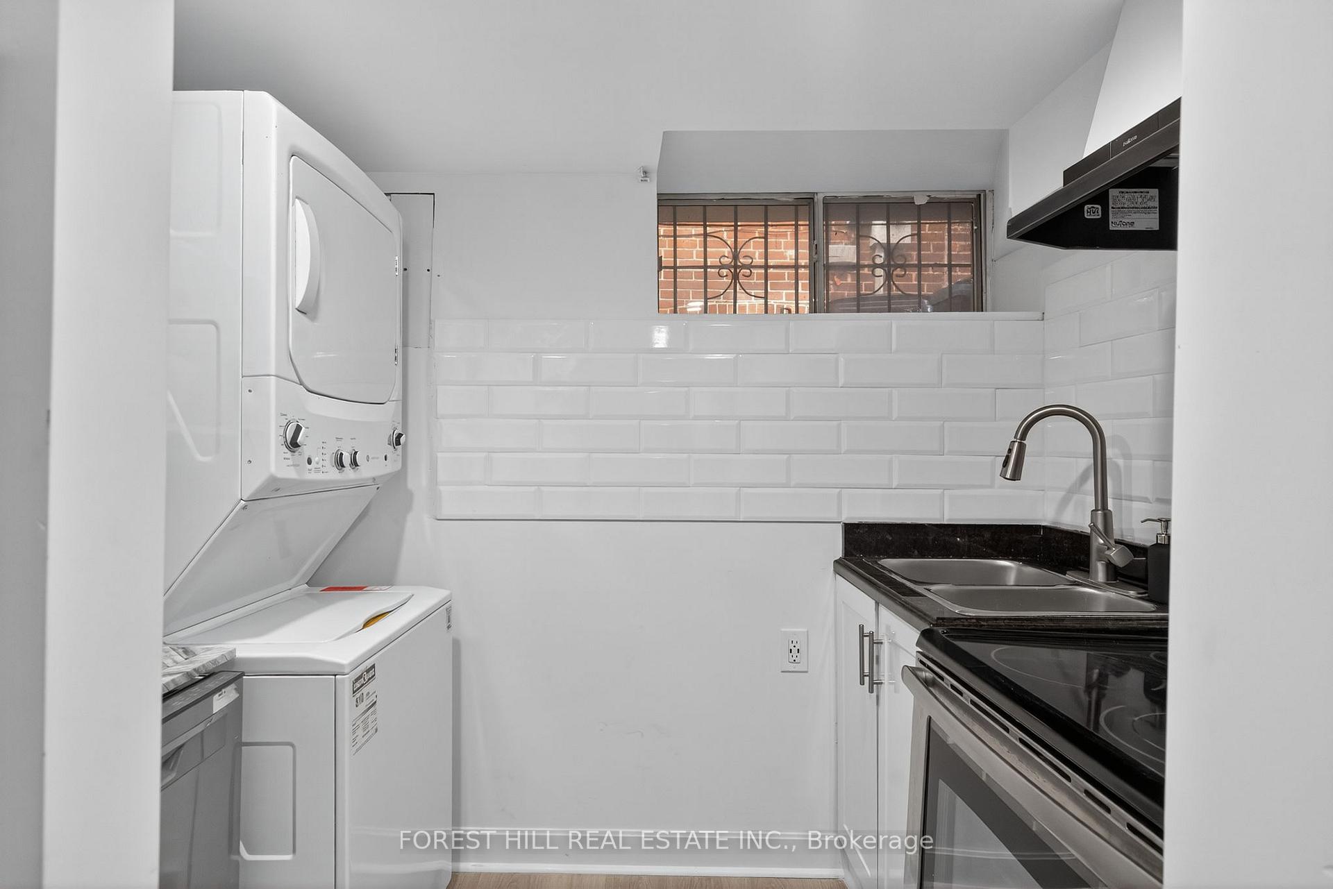 Photo 10 of Unit Lower, 485 Spadina Road, Toronto, Forest Hill South — HOMEH