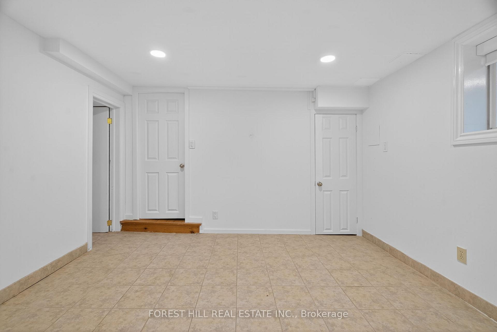 Photo 15 of Unit Lower, 485 Spadina Road, Toronto, Forest Hill South — HOMEH