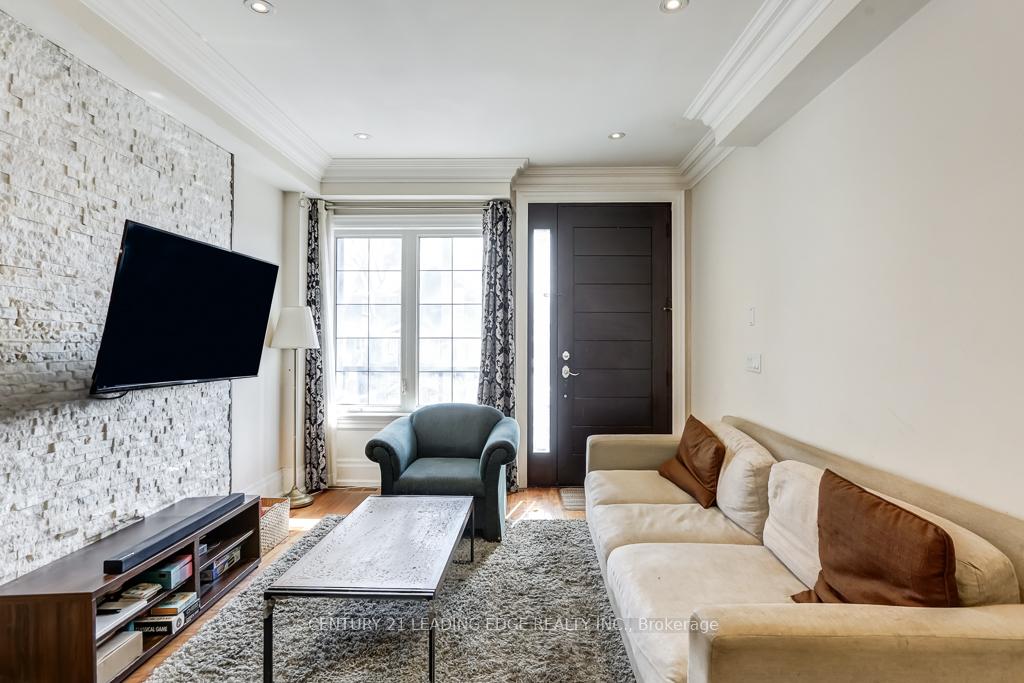 Photo 1 of Unit Upper, 140 Gowan Avenue, Toronto, Danforth Village-East York — HOMEH