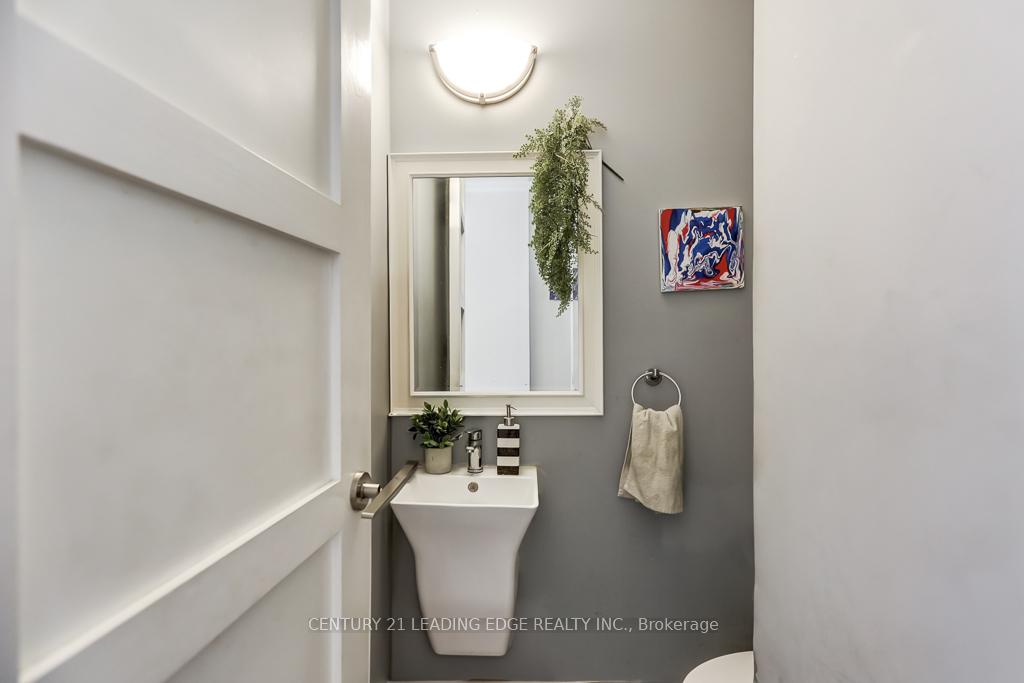 Photo 12 of Unit Upper, 140 Gowan Avenue, Toronto, Danforth Village-East York — HOMEH