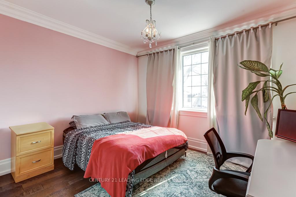 Photo 13 of Unit Upper, 140 Gowan Avenue, Toronto, Danforth Village-East York — HOMEH