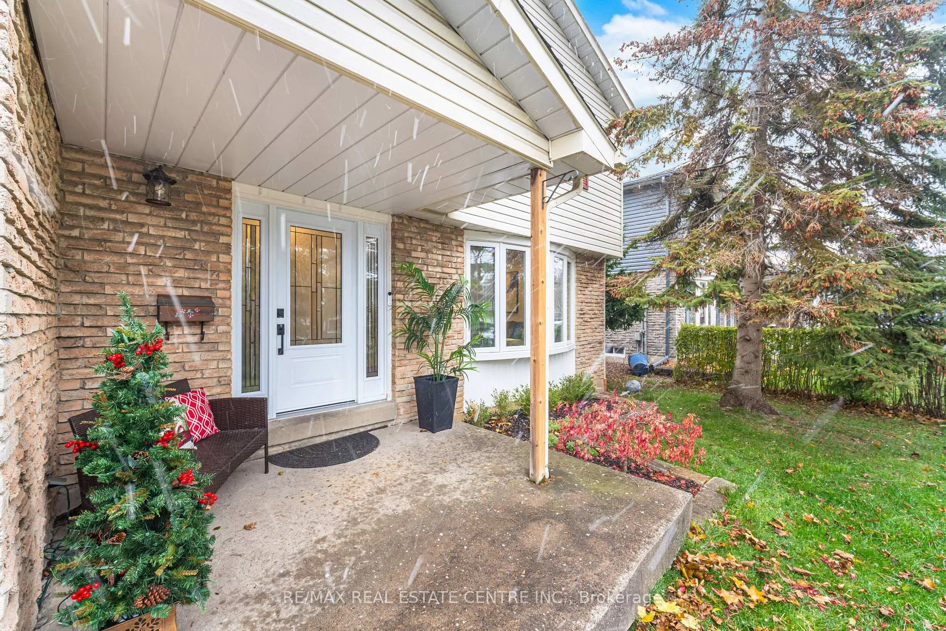 Photo 5 of 19 Jasper Crescent, Brampton, Northgate — HOMEH