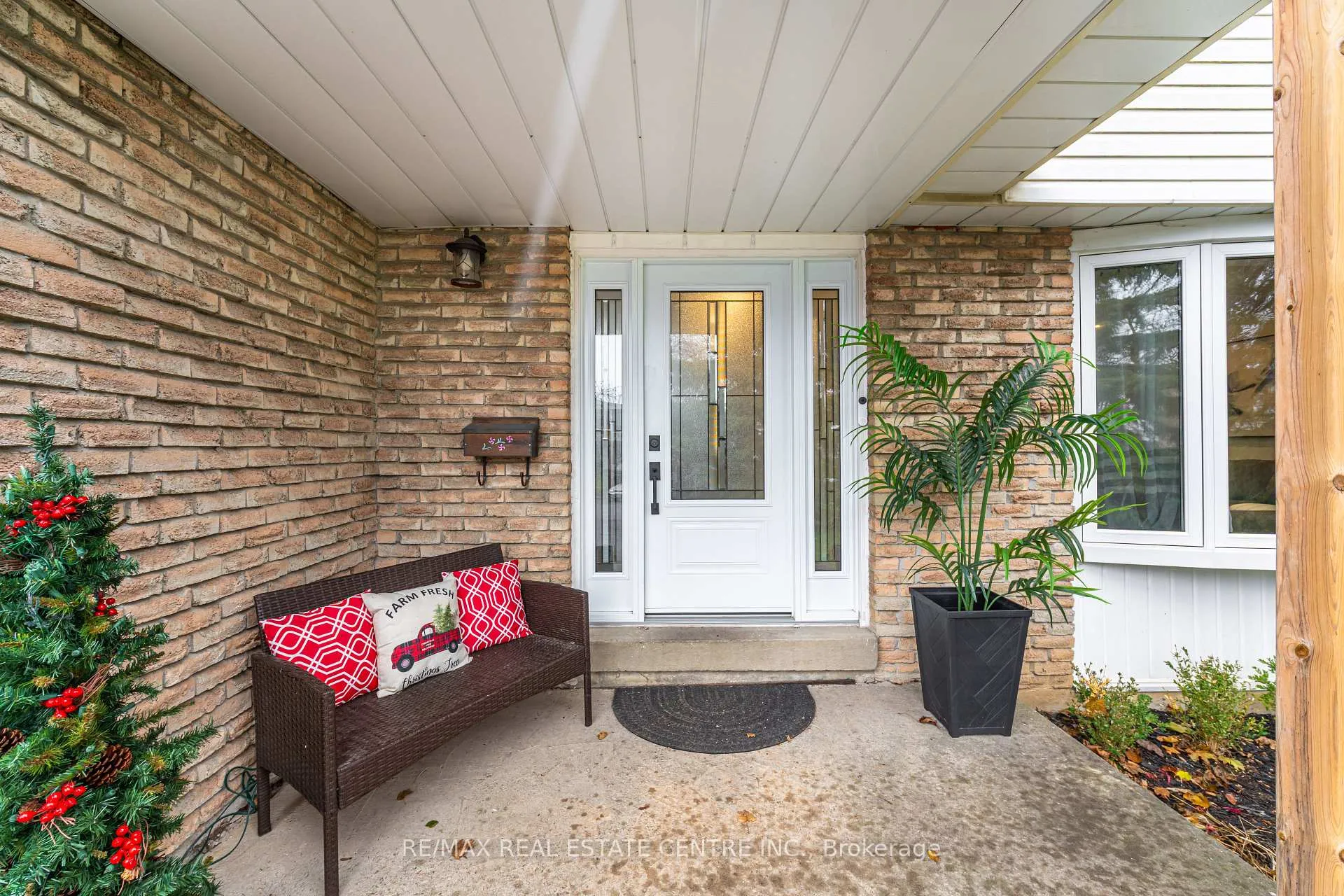 Photo 6 of 19 Jasper Crescent, Brampton, Northgate — HOMEH