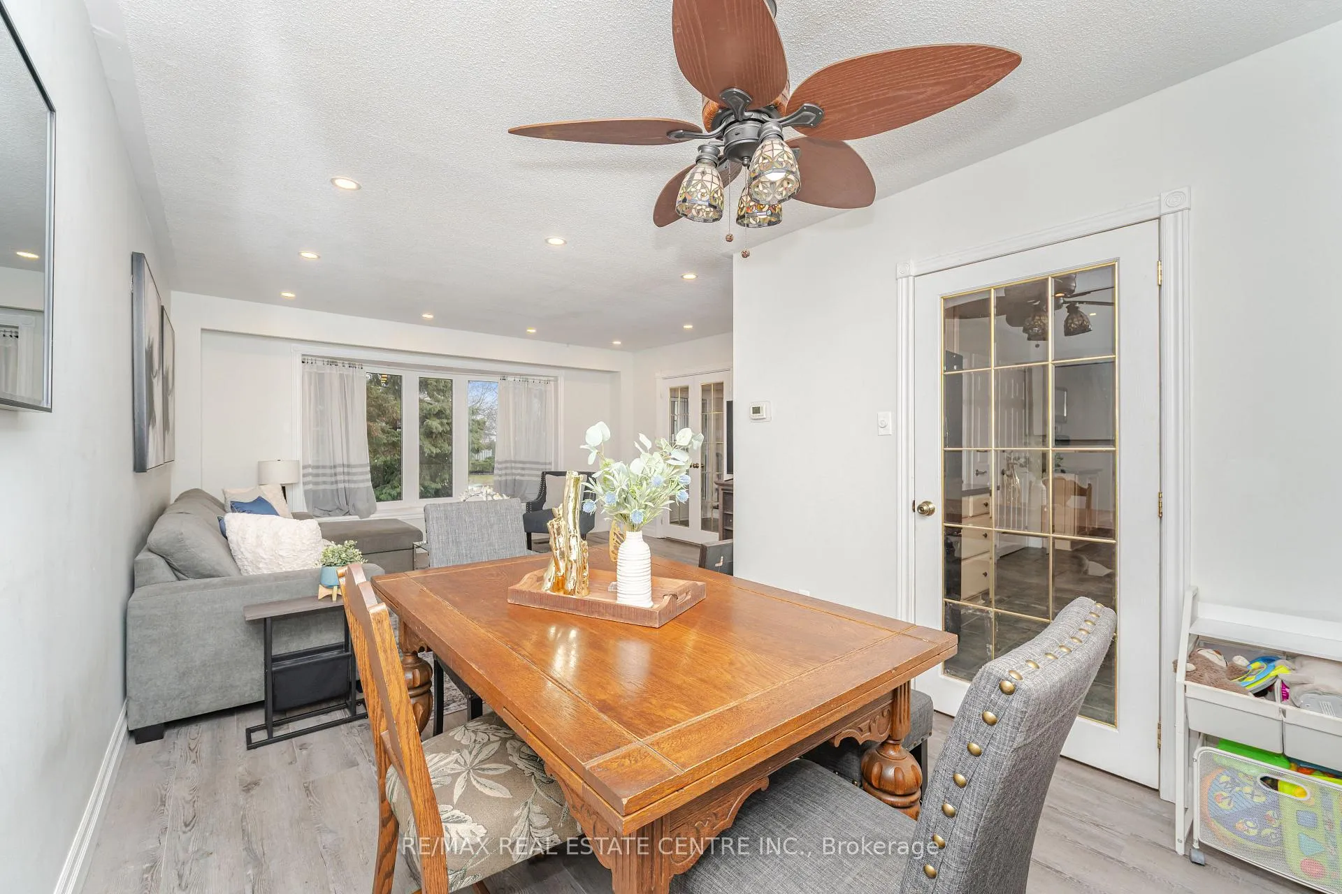 Photo 14 of 19 Jasper Crescent, Brampton, Northgate — HOMEH