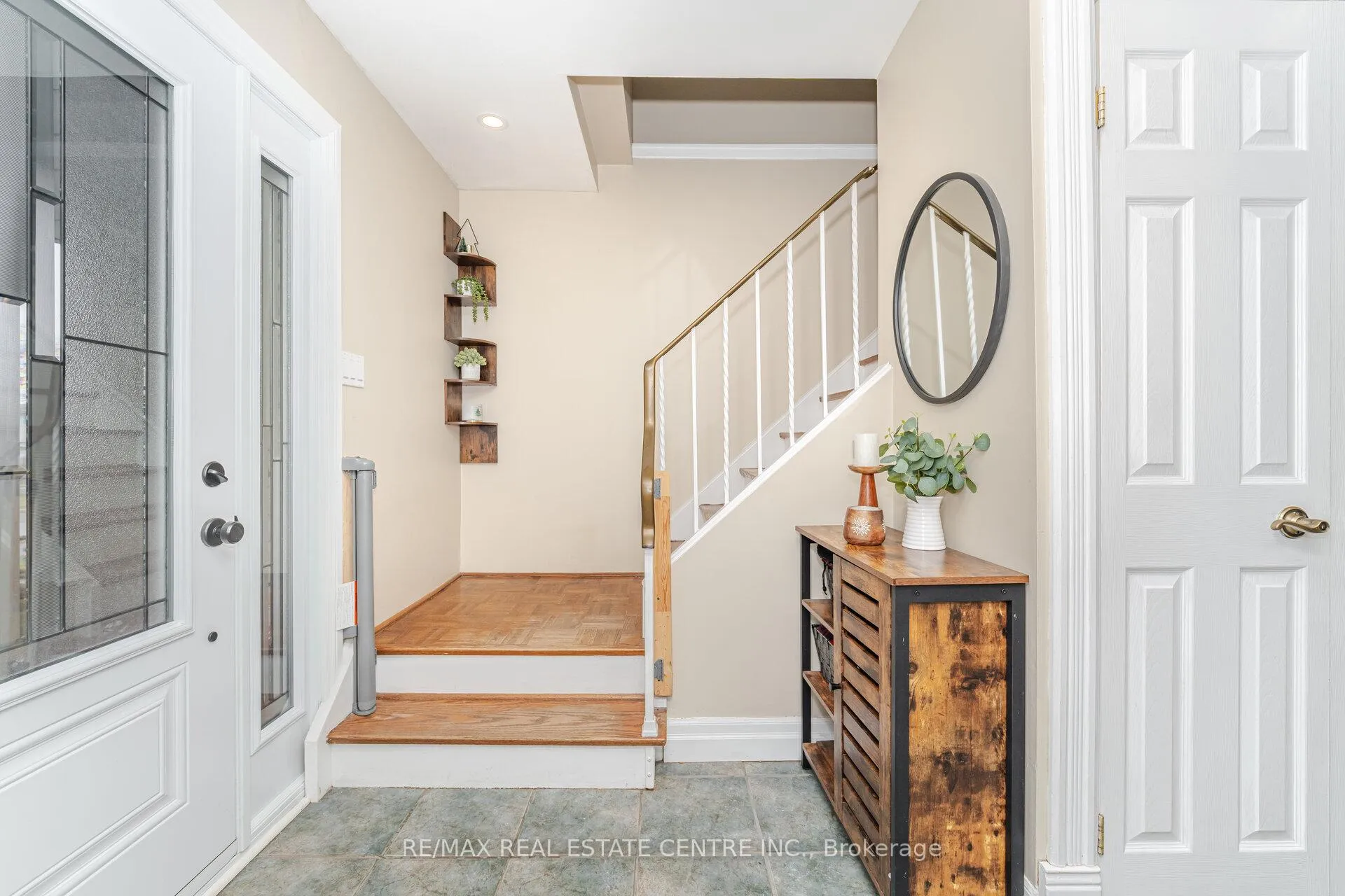 Photo 19 of 19 Jasper Crescent, Brampton, Northgate — HOMEH