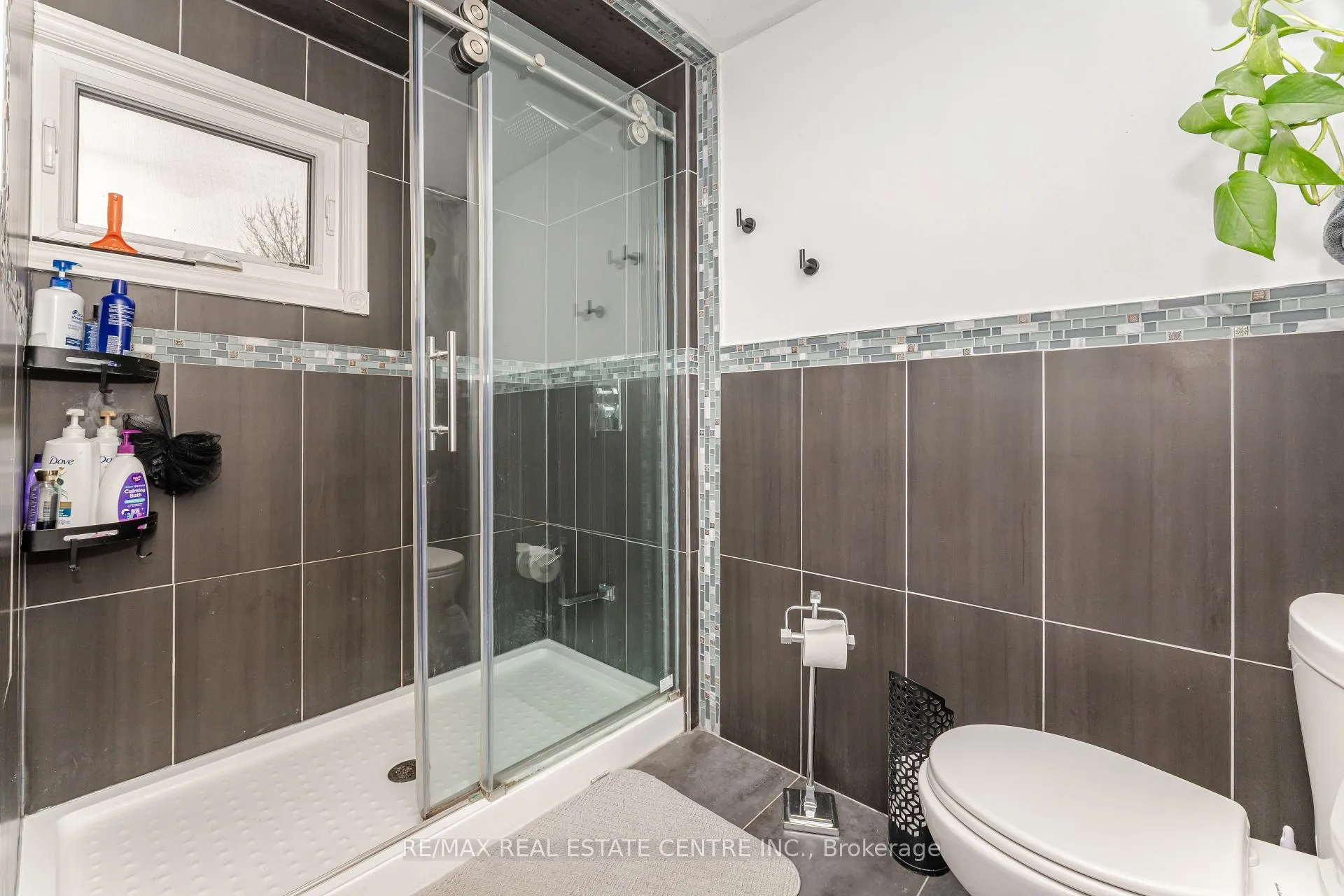 Photo 27 of 19 Jasper Crescent, Brampton, Northgate — HOMEH