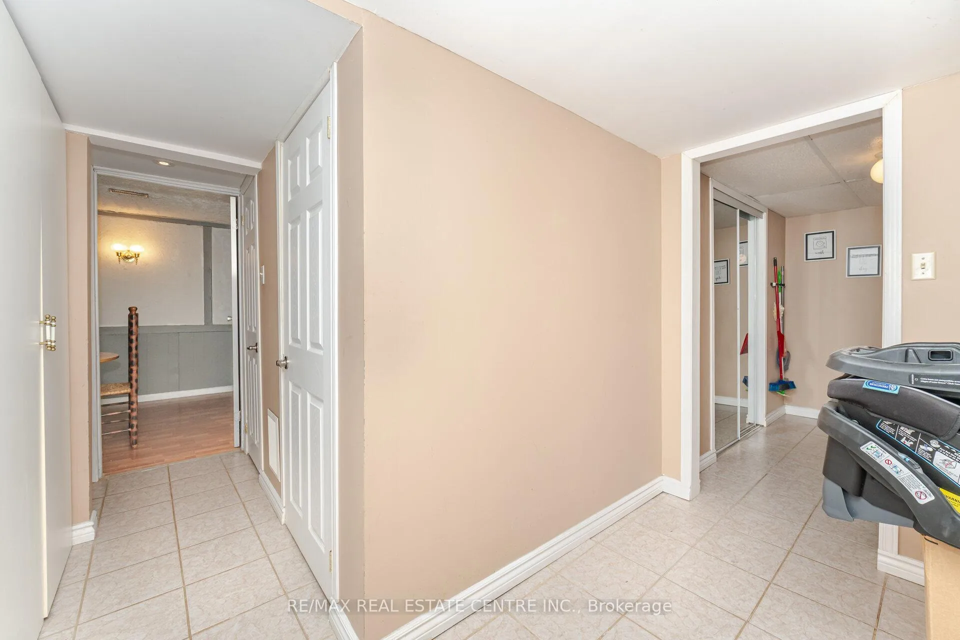 Photo 30 of 19 Jasper Crescent, Brampton, Northgate — HOMEH