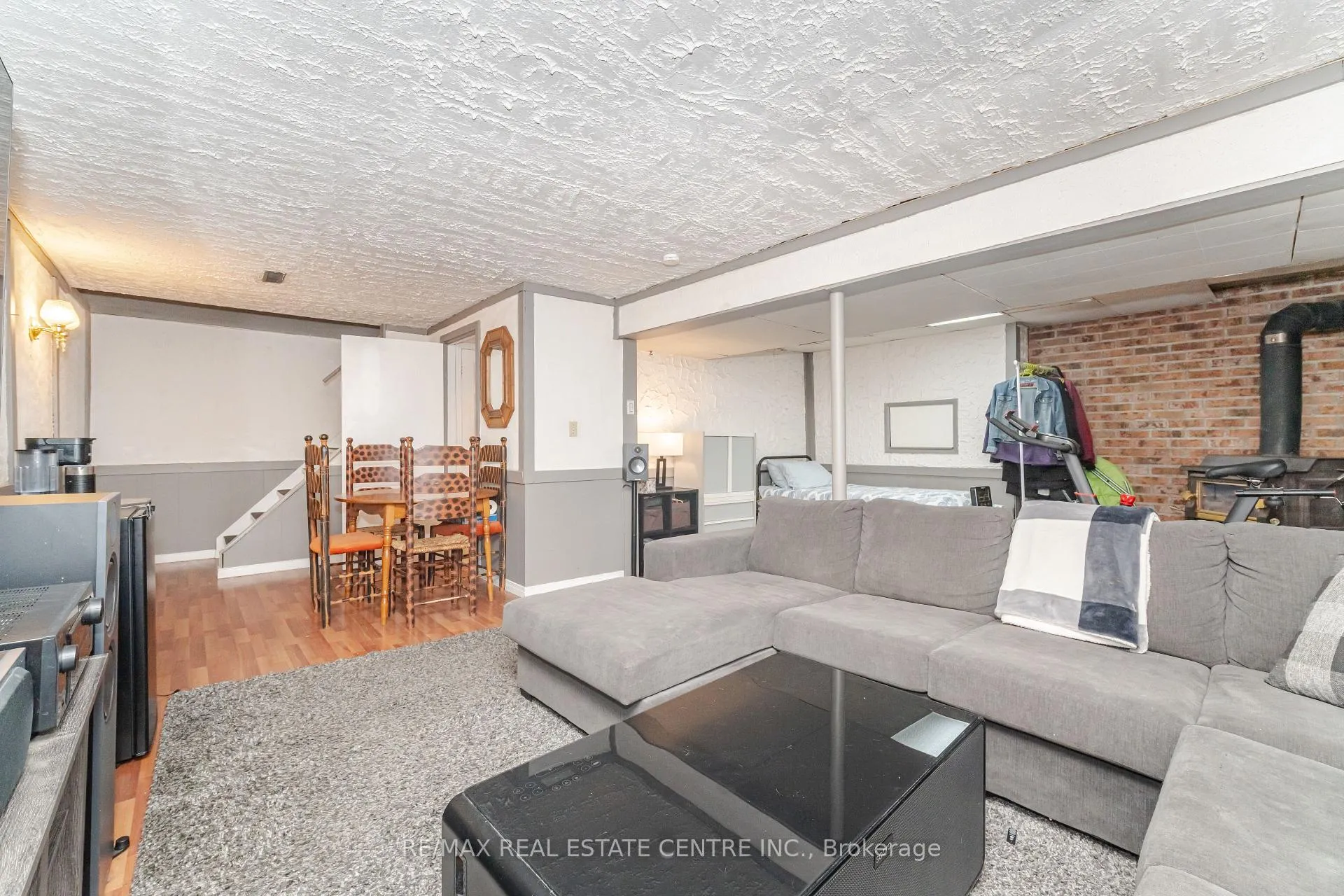 Photo 33 of 19 Jasper Crescent, Brampton, Northgate — HOMEH