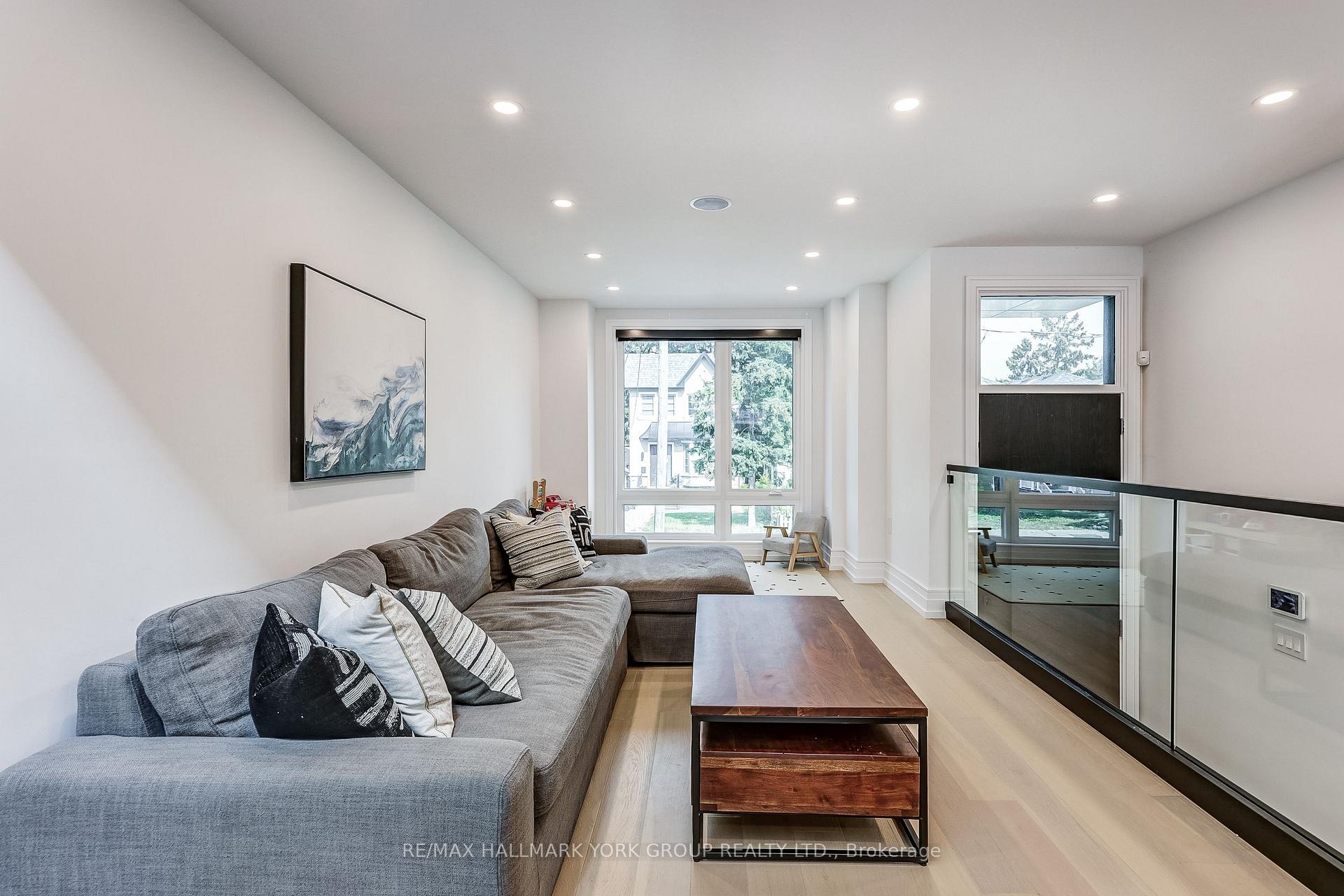 Photo 6 of 109A Holborne Avenue, Toronto, Danforth Village-East York — HOMEH