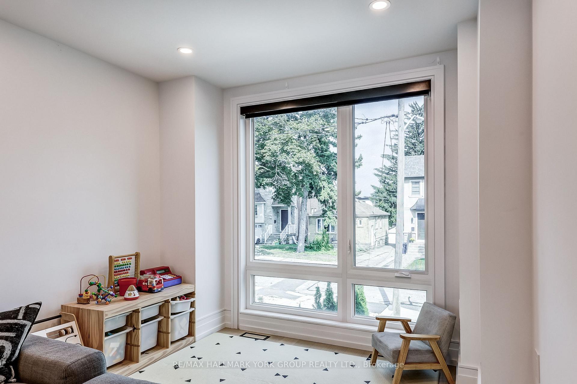 Photo 8 of 109A Holborne Avenue, Toronto, Danforth Village-East York — HOMEH