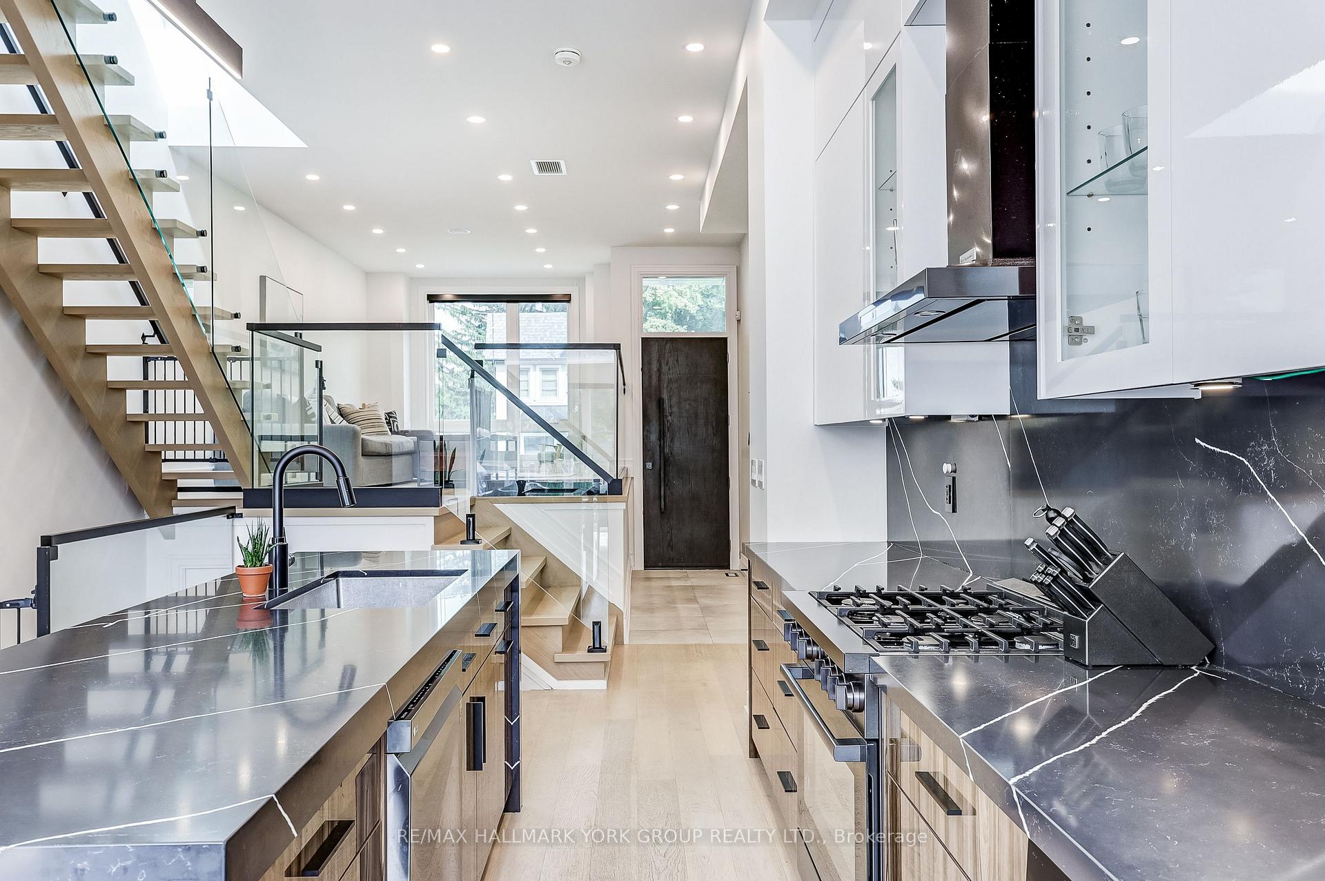 Photo 14 of 109A Holborne Avenue, Toronto, Danforth Village-East York — HOMEH