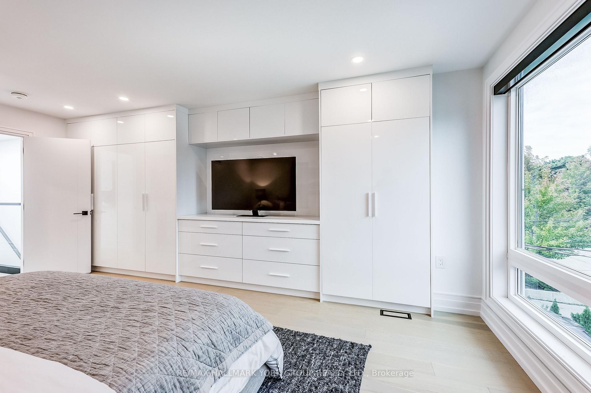Photo 27 of 109A Holborne Avenue, Toronto, Danforth Village-East York — HOMEH