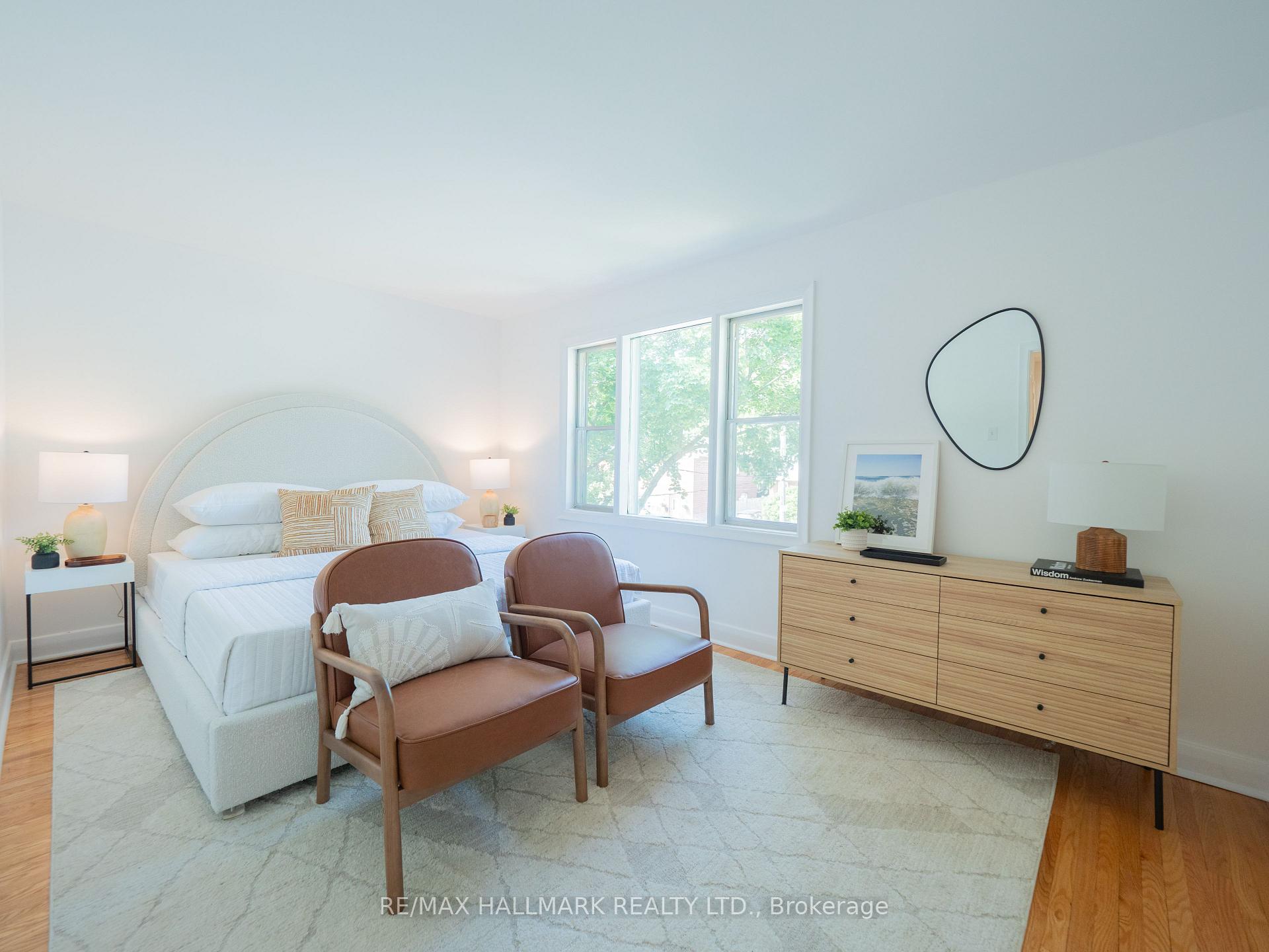 Photo 18 of 61 Glenside Avenue, Toronto, Greenwood-Coxwell — HOMEH