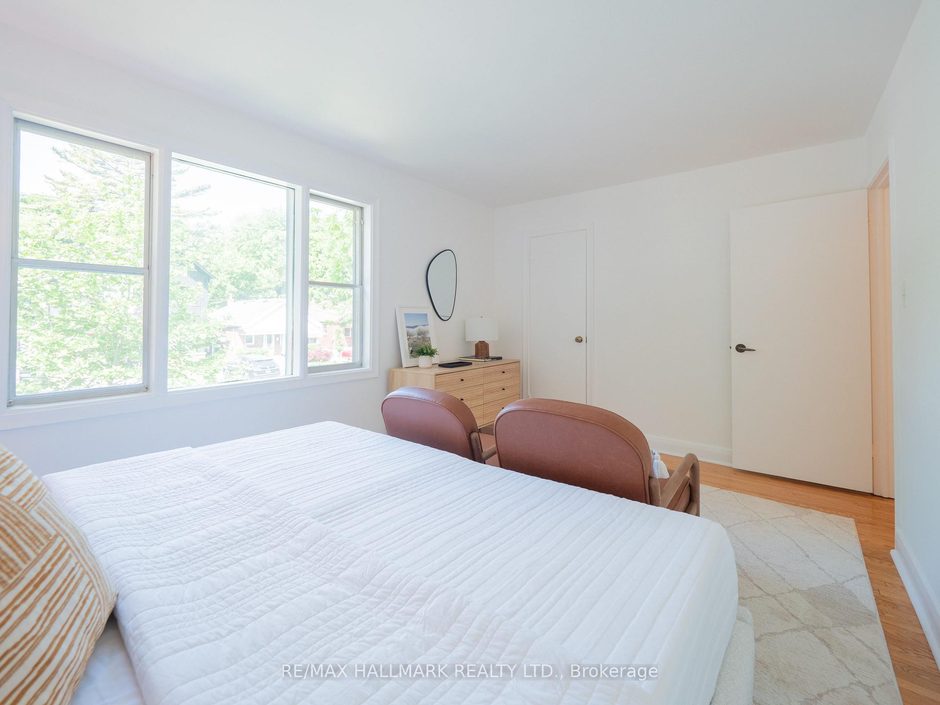 Photo 21 of 61 Glenside Avenue, Toronto, Greenwood-Coxwell — HOMEH