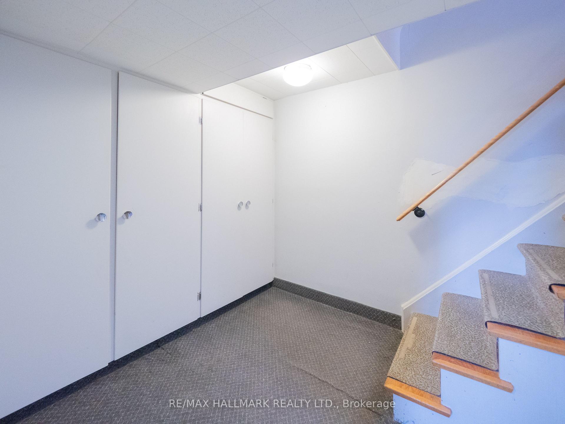 Photo 30 of 61 Glenside Avenue, Toronto, Greenwood-Coxwell — HOMEH