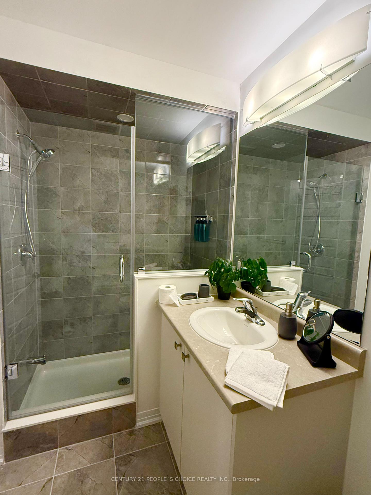 Photo 8 of 110 Brighton Lane, Thorold, Rolling Meadows — HOMEH