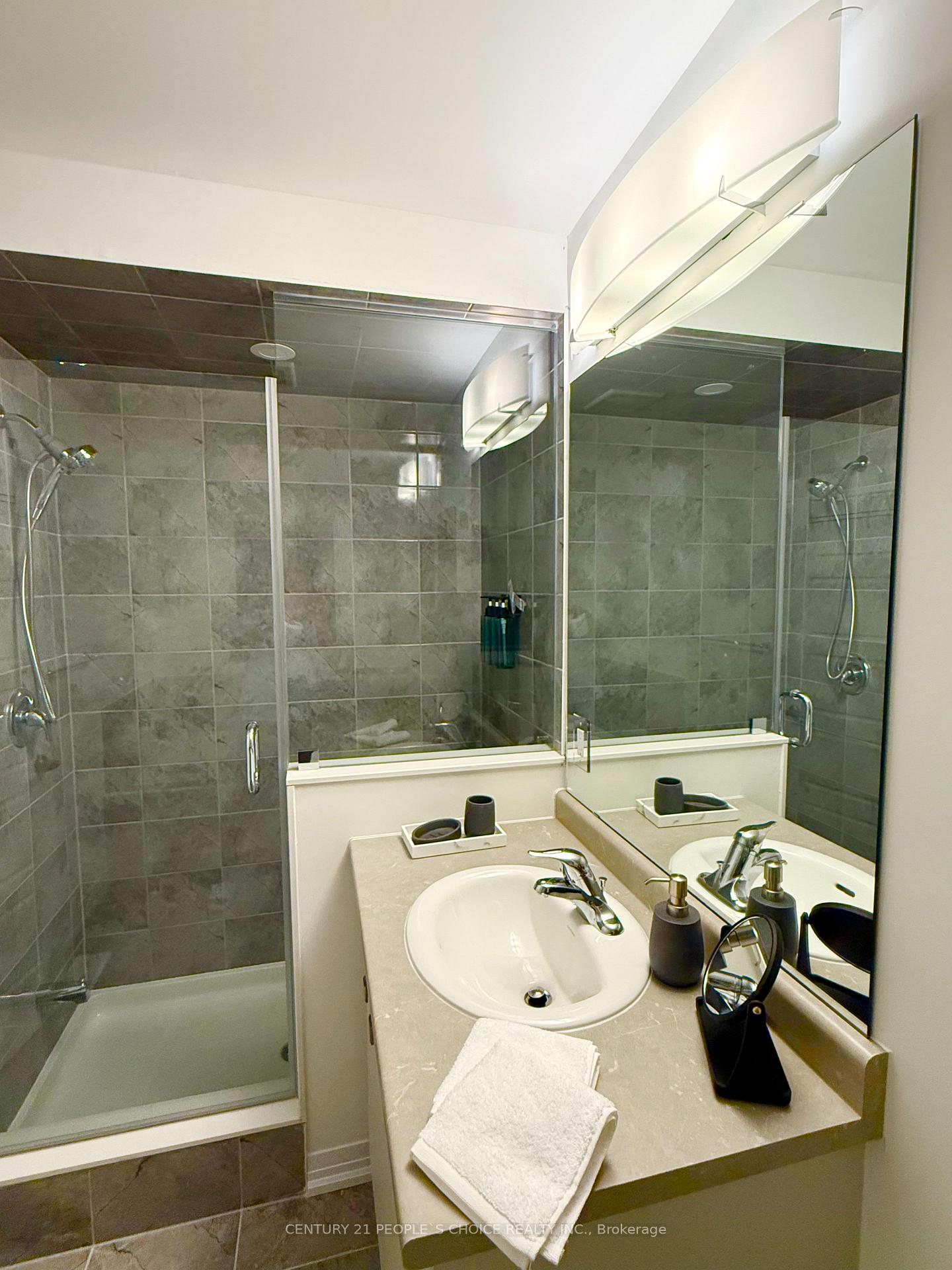 Photo 19 of 110 Brighton Lane, Thorold, Rolling Meadows — HOMEH