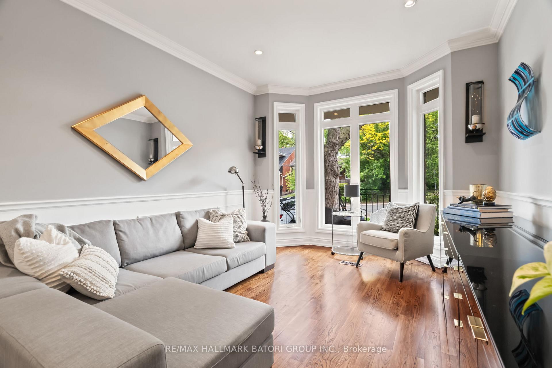 Photo 3 of 316 Roselawn Avenue, Toronto, Yonge-Eglinton — HOMEH