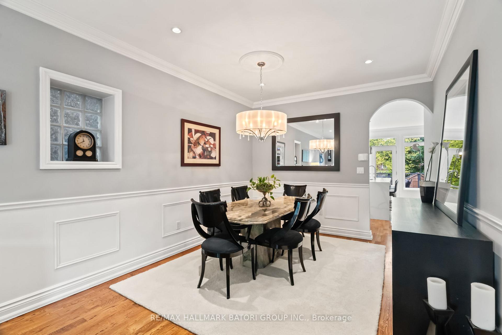 Photo 4 of 316 Roselawn Avenue, Toronto, Yonge-Eglinton — HOMEH