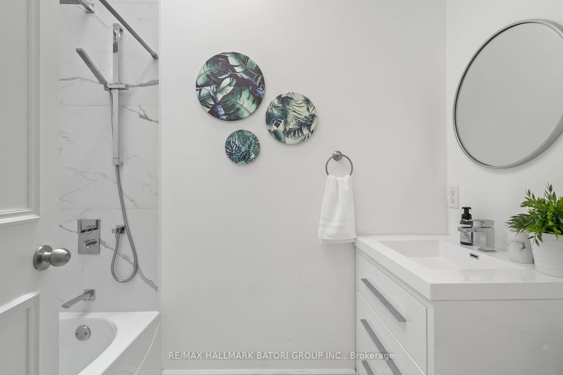 Photo 18 of 316 Roselawn Avenue, Toronto, Yonge-Eglinton — HOMEH