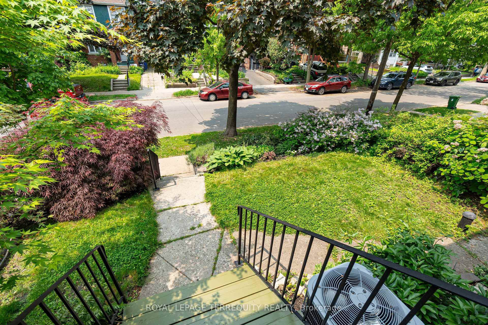 Photo 6 of 63 Lamb Avenue, Toronto, Greenwood-Coxwell — HOMEH