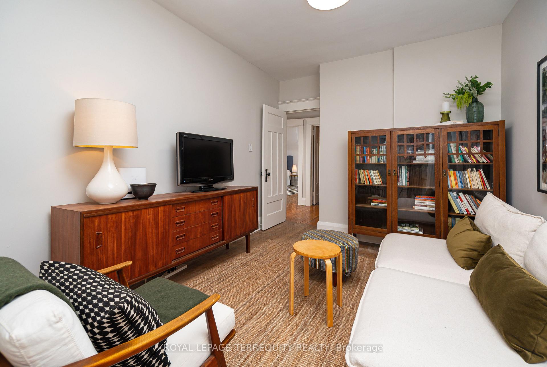 Photo 28 of 63 Lamb Avenue, Toronto, Greenwood-Coxwell — HOMEH