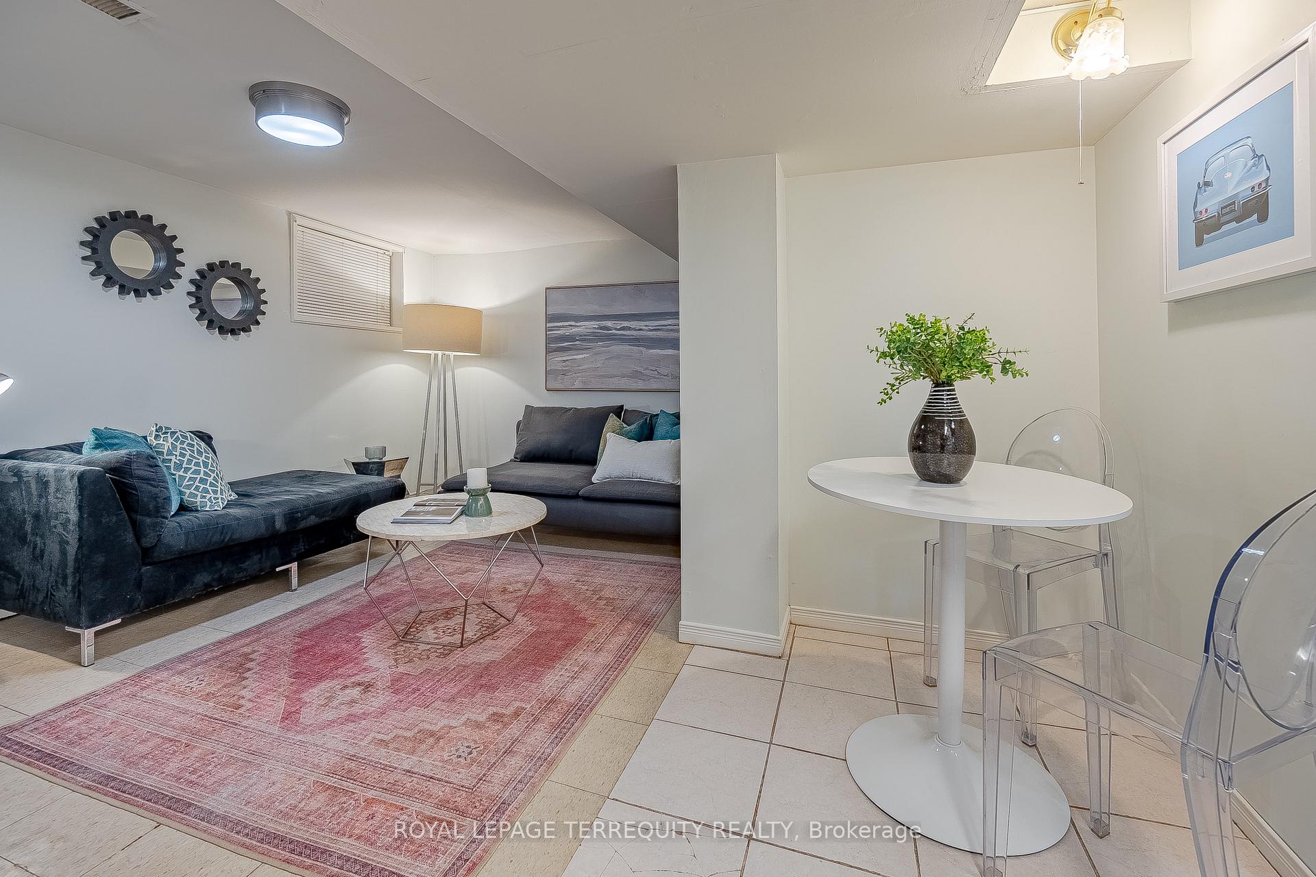 Photo 30 of 63 Lamb Avenue, Toronto, Greenwood-Coxwell — HOMEH