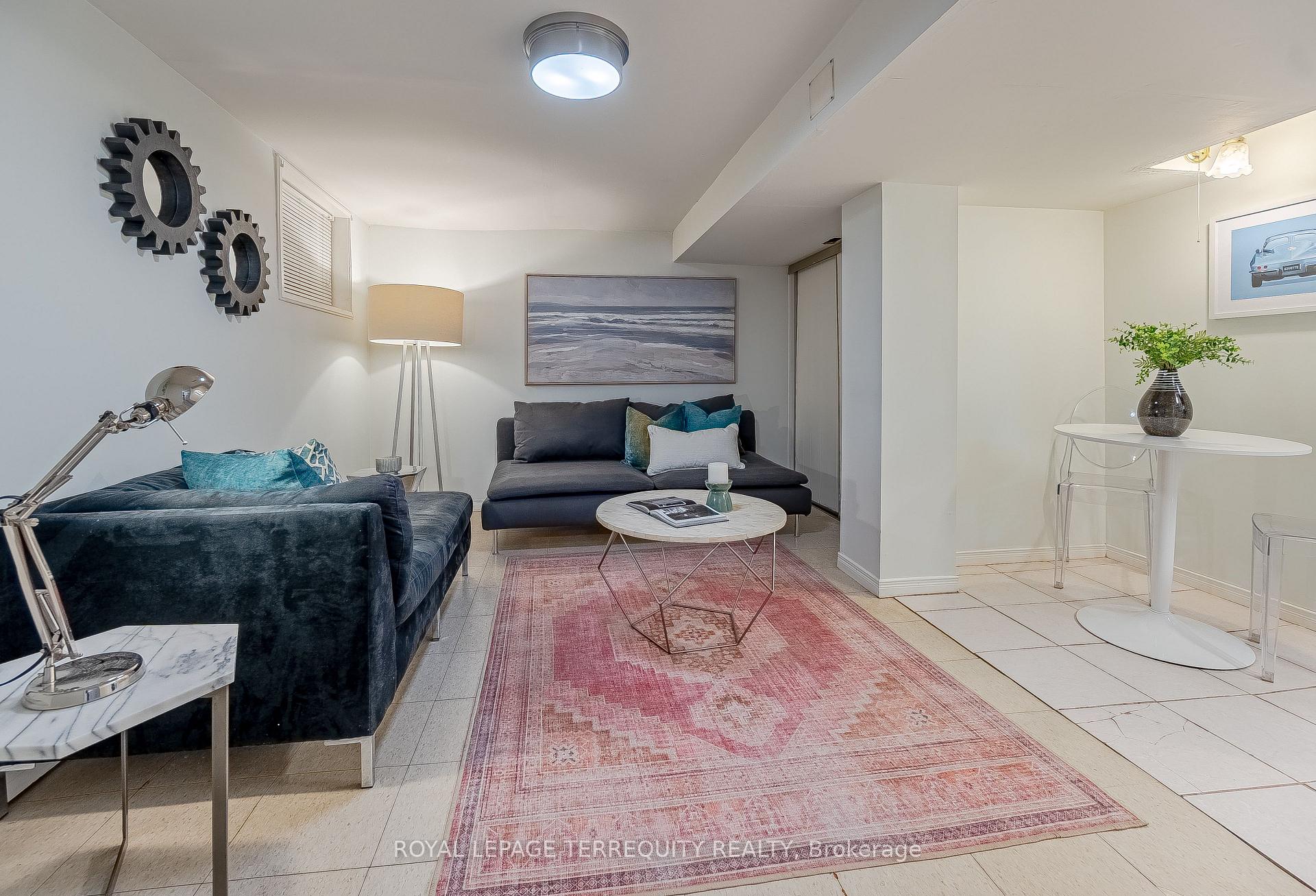 Photo 31 of 63 Lamb Avenue, Toronto, Greenwood-Coxwell — HOMEH