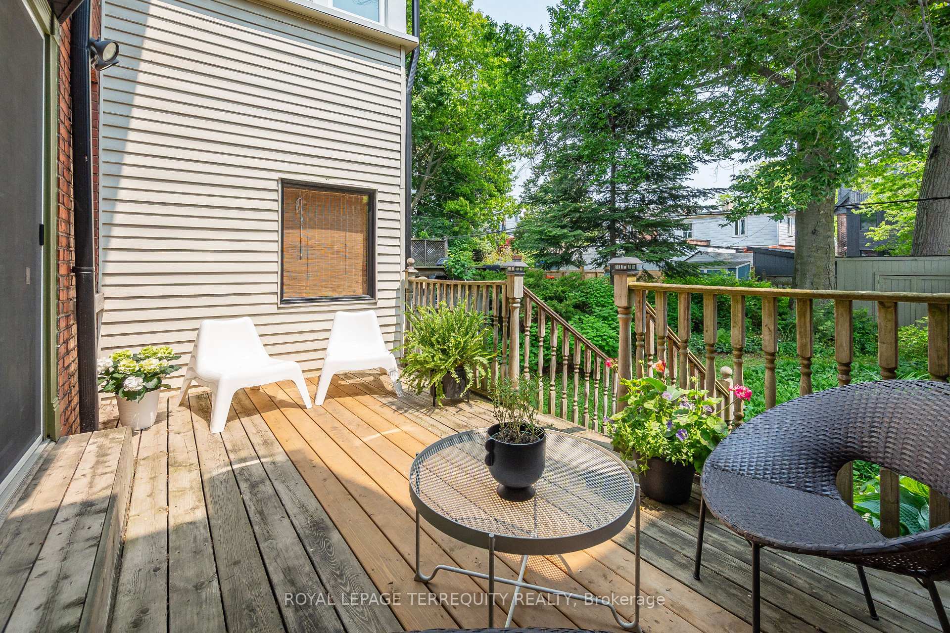 Photo 37 of 63 Lamb Avenue, Toronto, Greenwood-Coxwell — HOMEH
