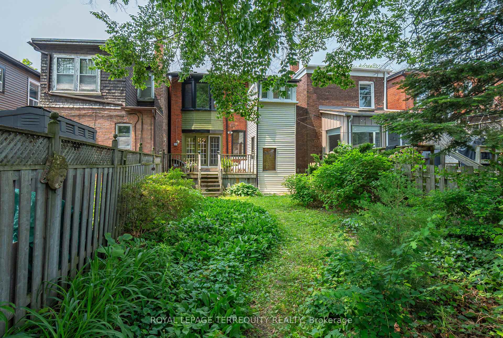 Photo 40 of 63 Lamb Avenue, Toronto, Greenwood-Coxwell — HOMEH