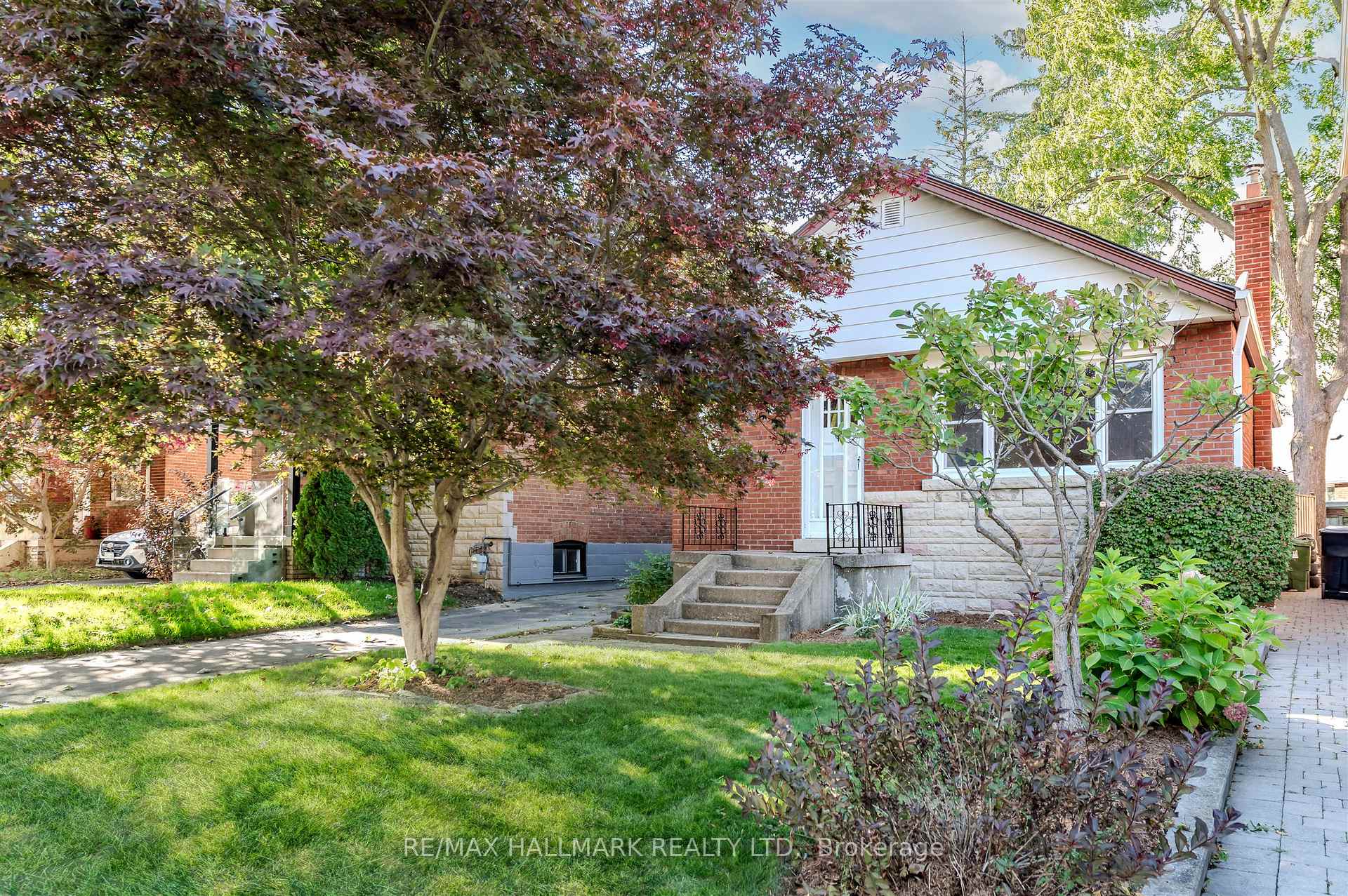 Photo 3 of 64 Denvale Road, Toronto, O'Connor-Parkview — HOMEH
