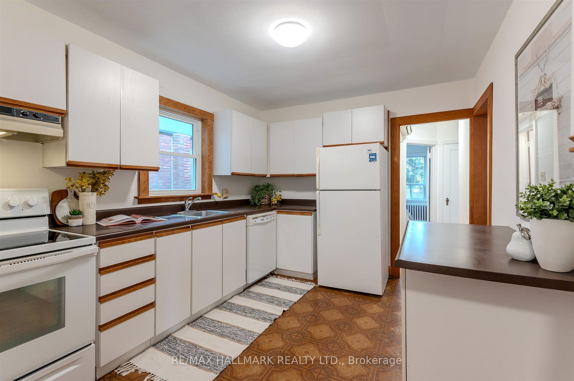 Photo 9 of 64 Denvale Road, Toronto, O'Connor-Parkview — HOMEH