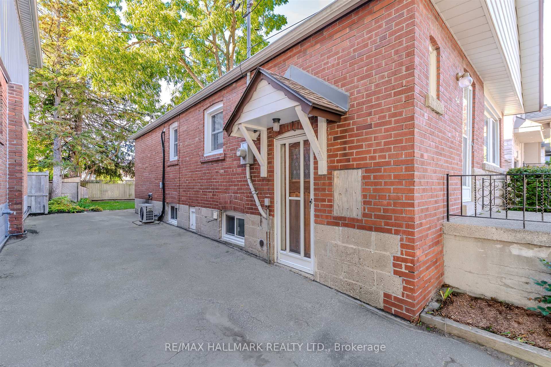 Photo 26 of 64 Denvale Road, Toronto, O'Connor-Parkview — HOMEH