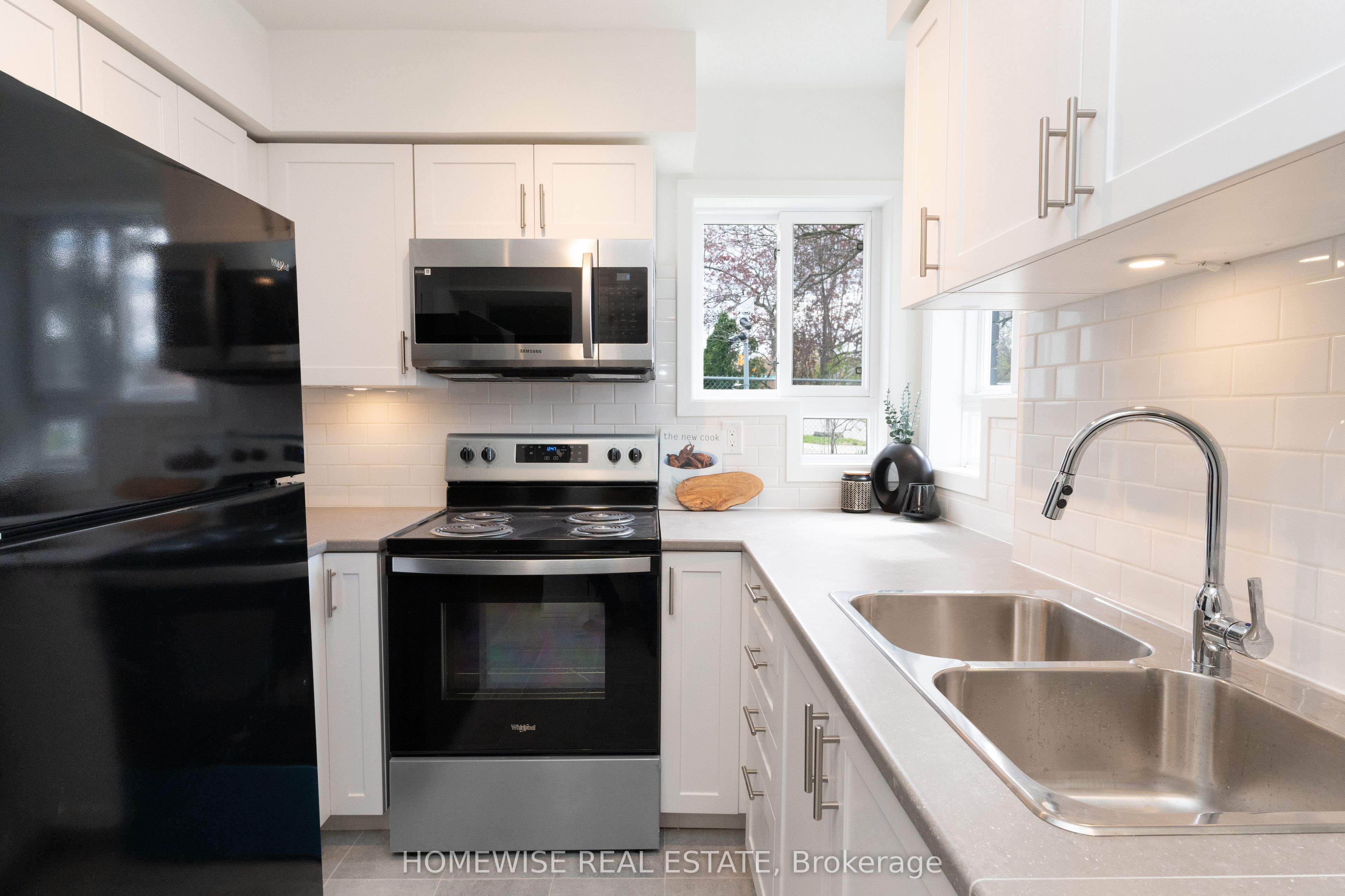 Photo 26 of Unit D8, 240 Ormond Drive, Oshawa, Samac — HOMEH