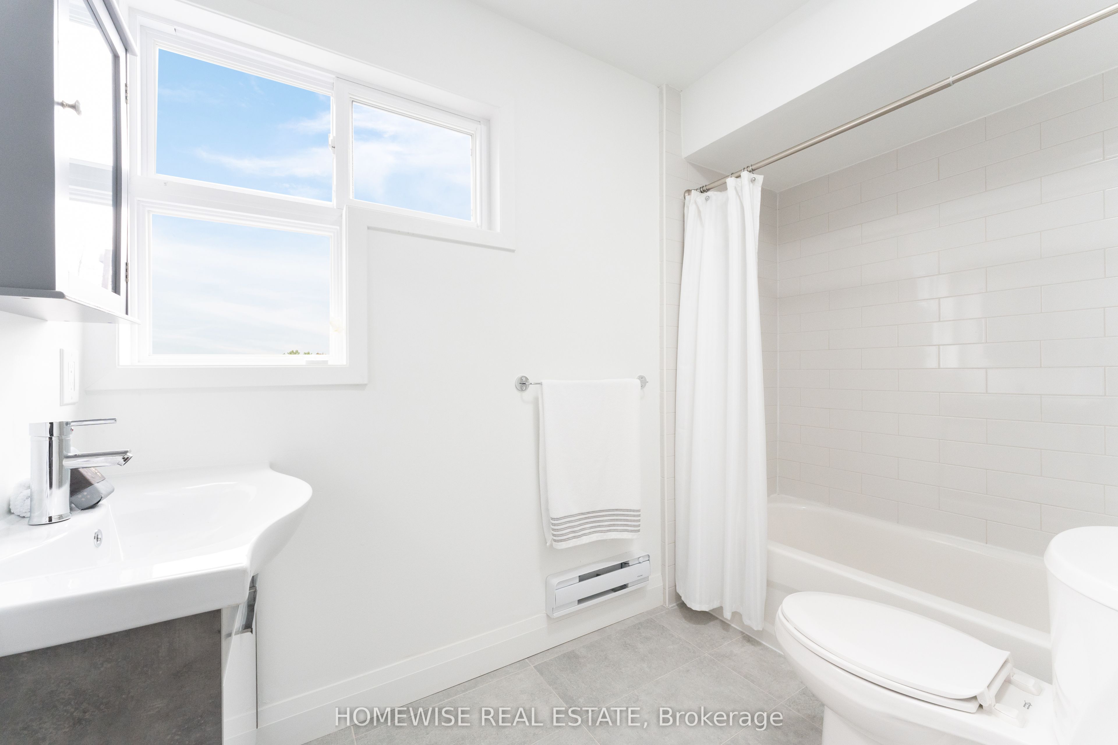 Photo 33 of Unit D8, 240 Ormond Drive, Oshawa, Samac — HOMEH