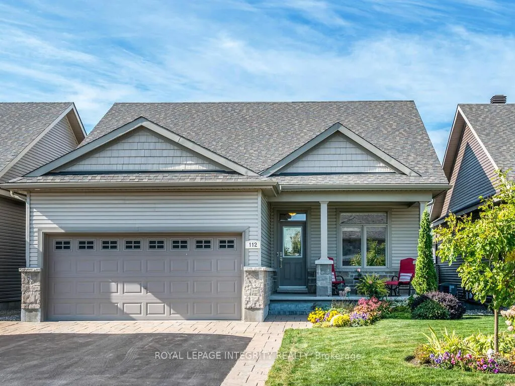 Photo 2 of 112 Elfin Grove, Ottawa, Kanata - Emerald Meadows/Trailwest — HOMEH