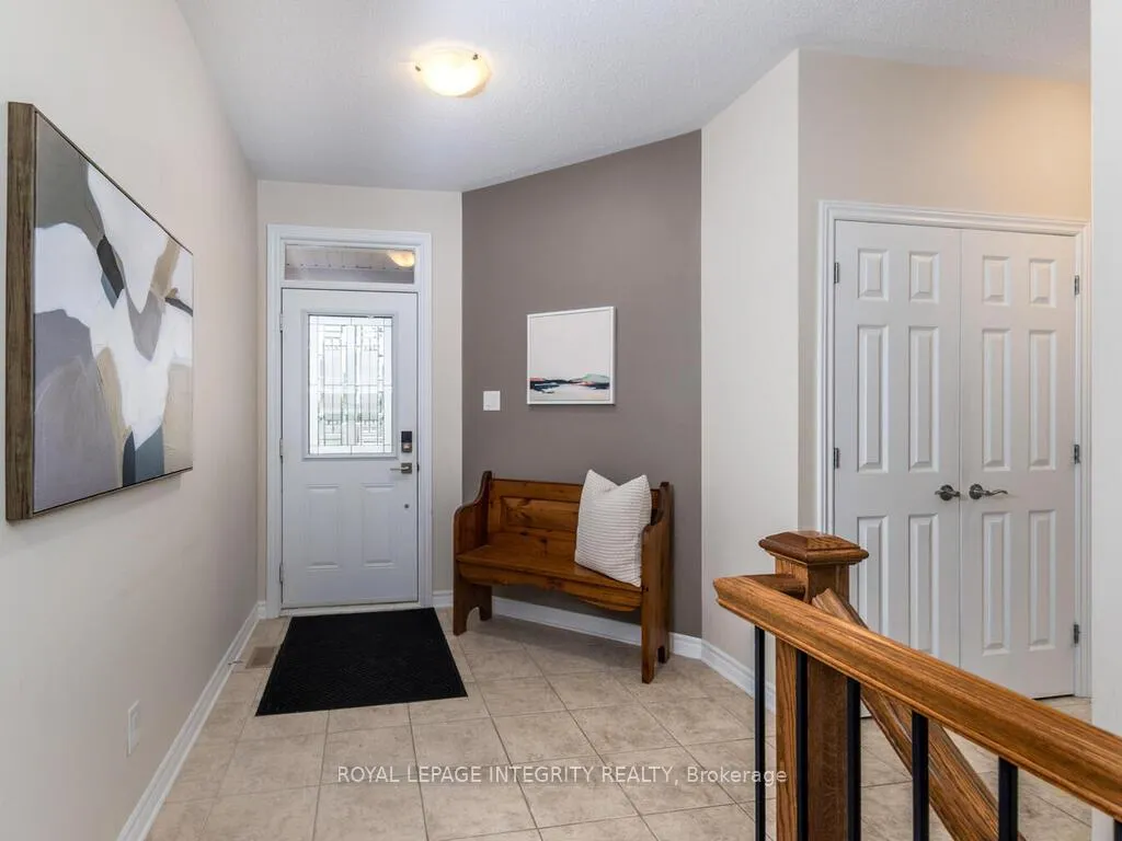 Photo 6 of 112 Elfin Grove, Ottawa, Kanata - Emerald Meadows/Trailwest — HOMEH