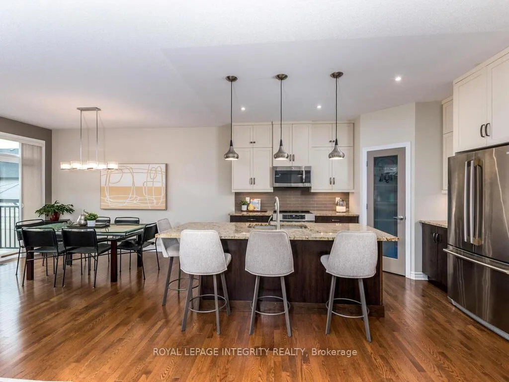 Photo 16 of 112 Elfin Grove, Ottawa, Kanata - Emerald Meadows/Trailwest — HOMEH