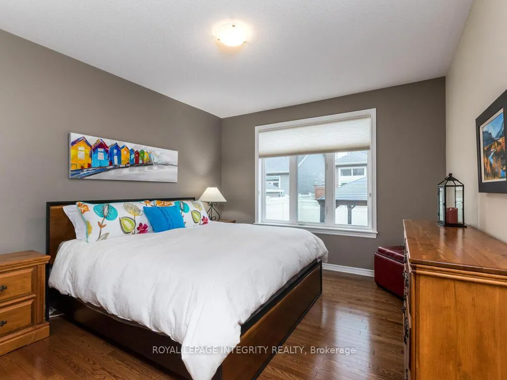 Photo 22 of 112 Elfin Grove, Ottawa, Kanata - Emerald Meadows/Trailwest — HOMEH