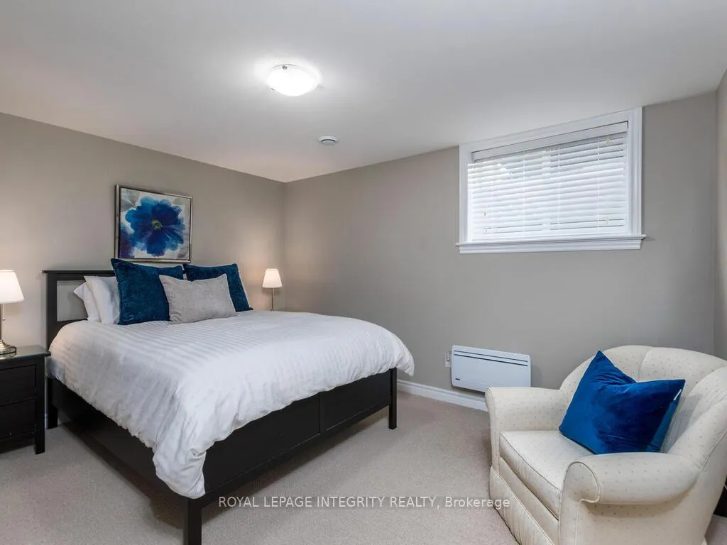 Photo 34 of 112 Elfin Grove, Ottawa, Kanata - Emerald Meadows/Trailwest — HOMEH
