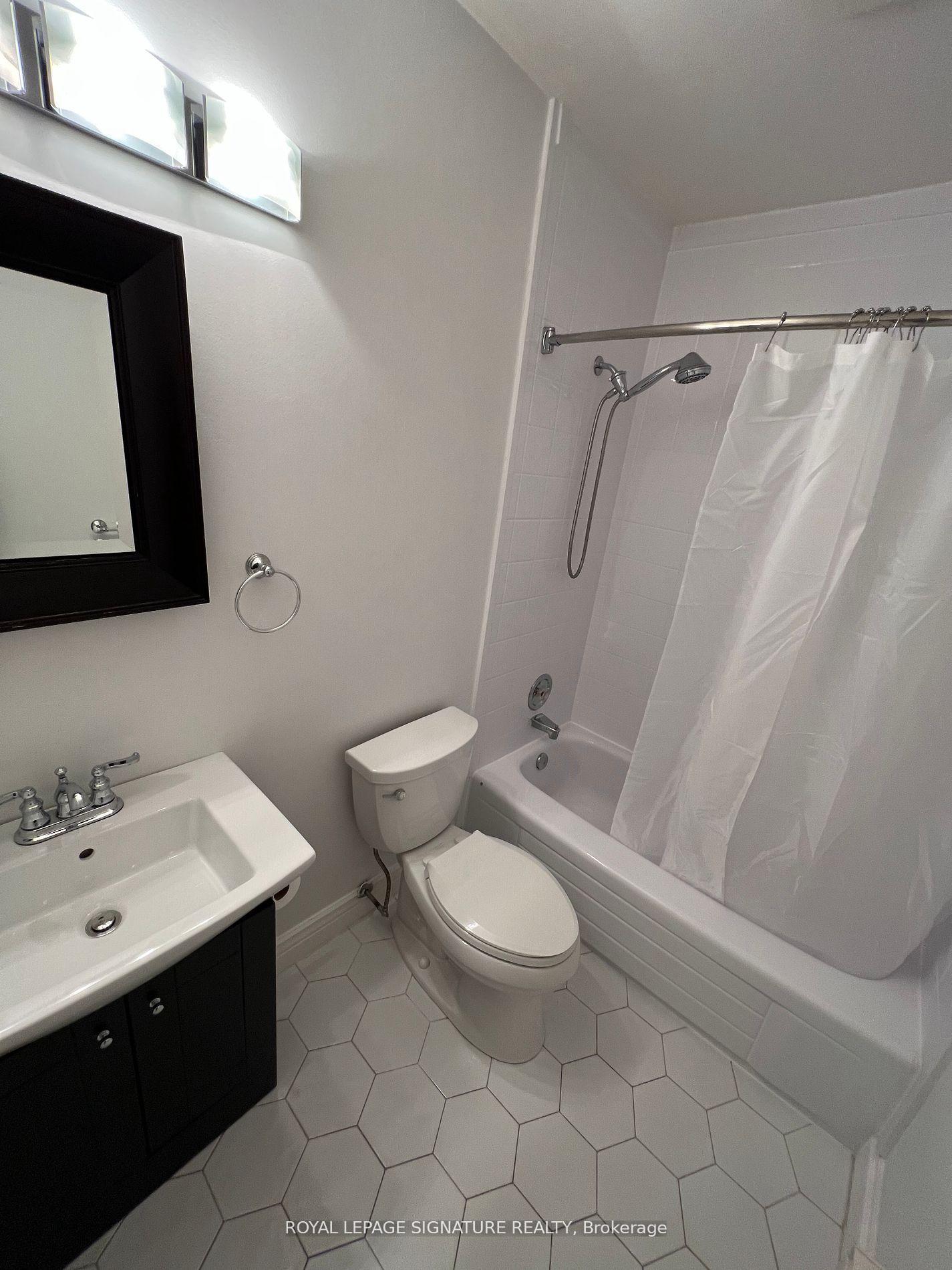 Photo 19 of 387 Shuter Street, Toronto, Regent Park — HOMEH