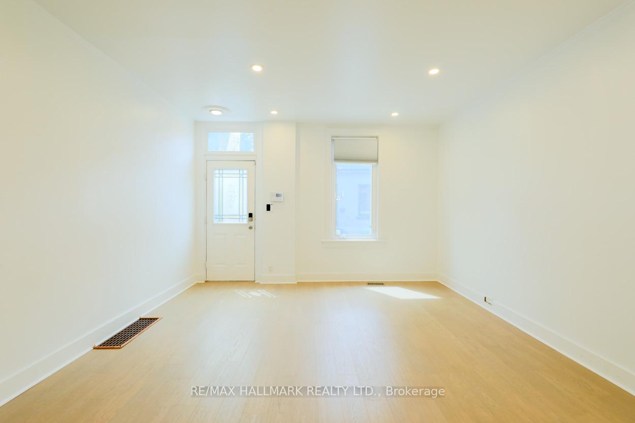 Photo 3 of 40 Allen Avenue, Toronto, South Riverdale — HOMEH