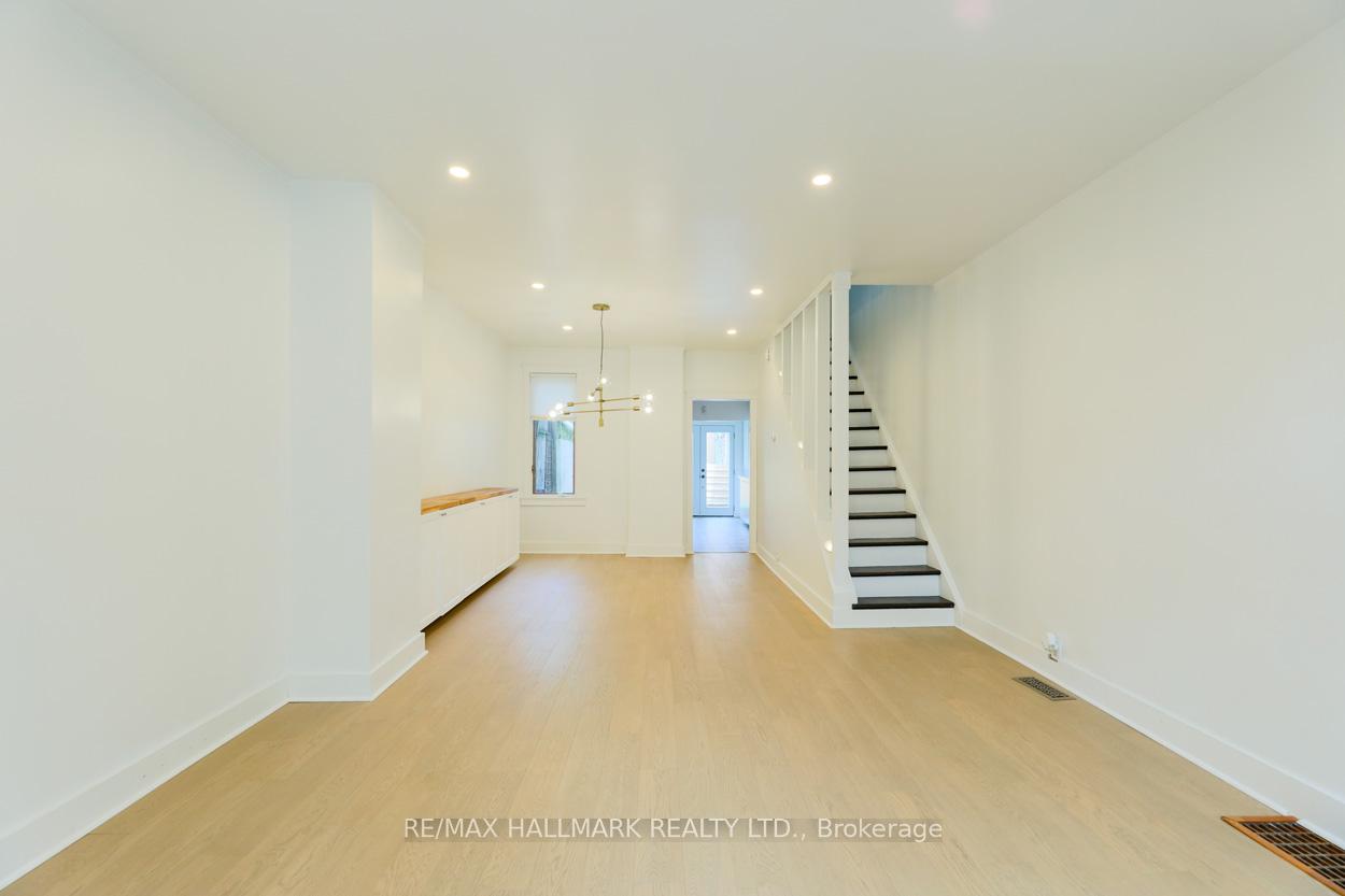 Photo 7 of 40 Allen Avenue, Toronto, South Riverdale — HOMEH