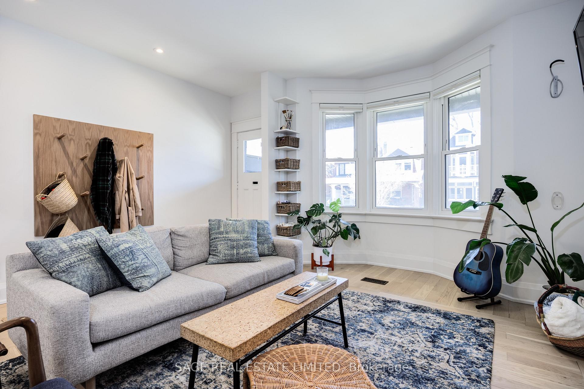 Photo 3 of 184 Parkmount Road, Toronto, Greenwood-Coxwell — HOMEH