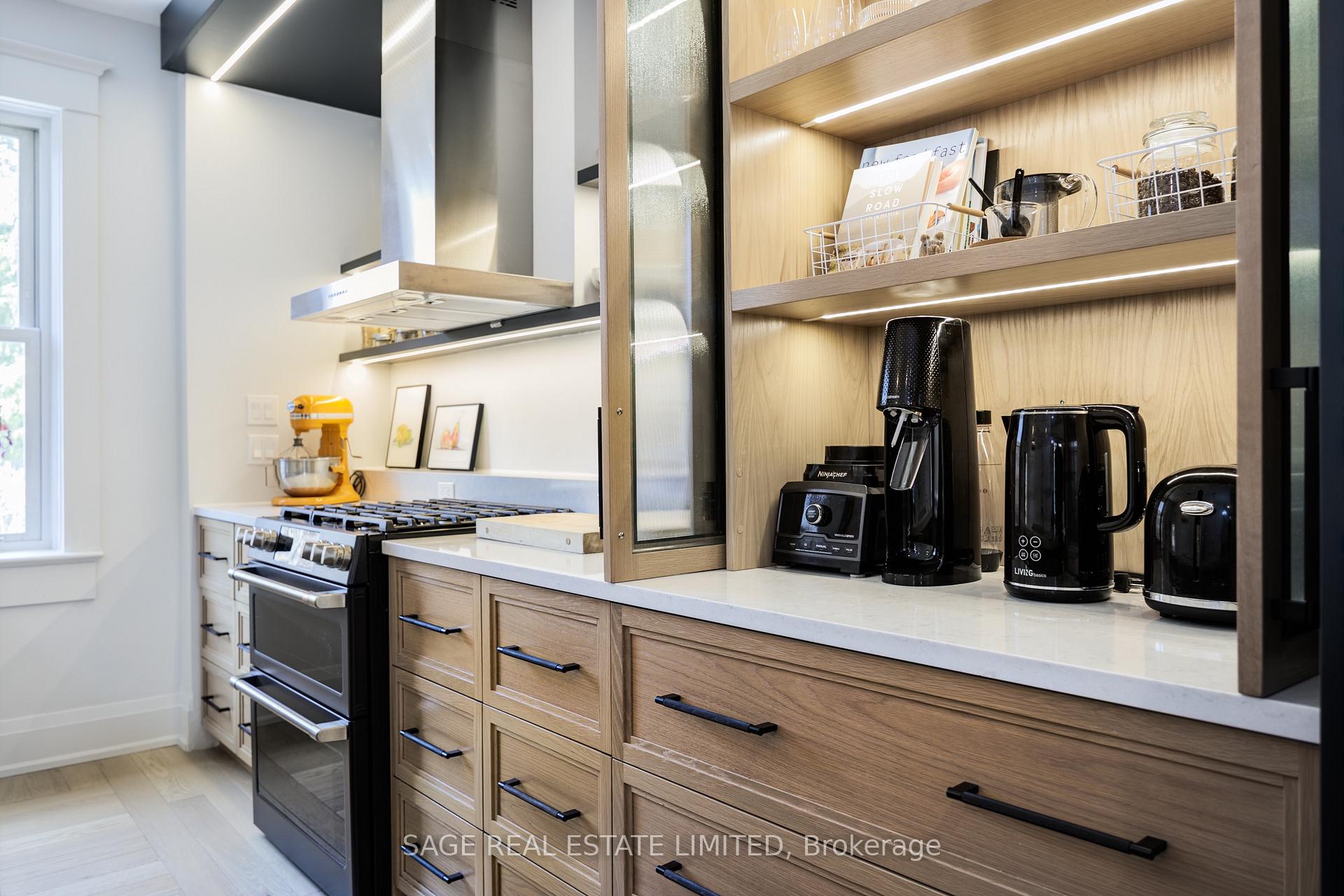 Photo 12 of 184 Parkmount Road, Toronto, Greenwood-Coxwell — HOMEH