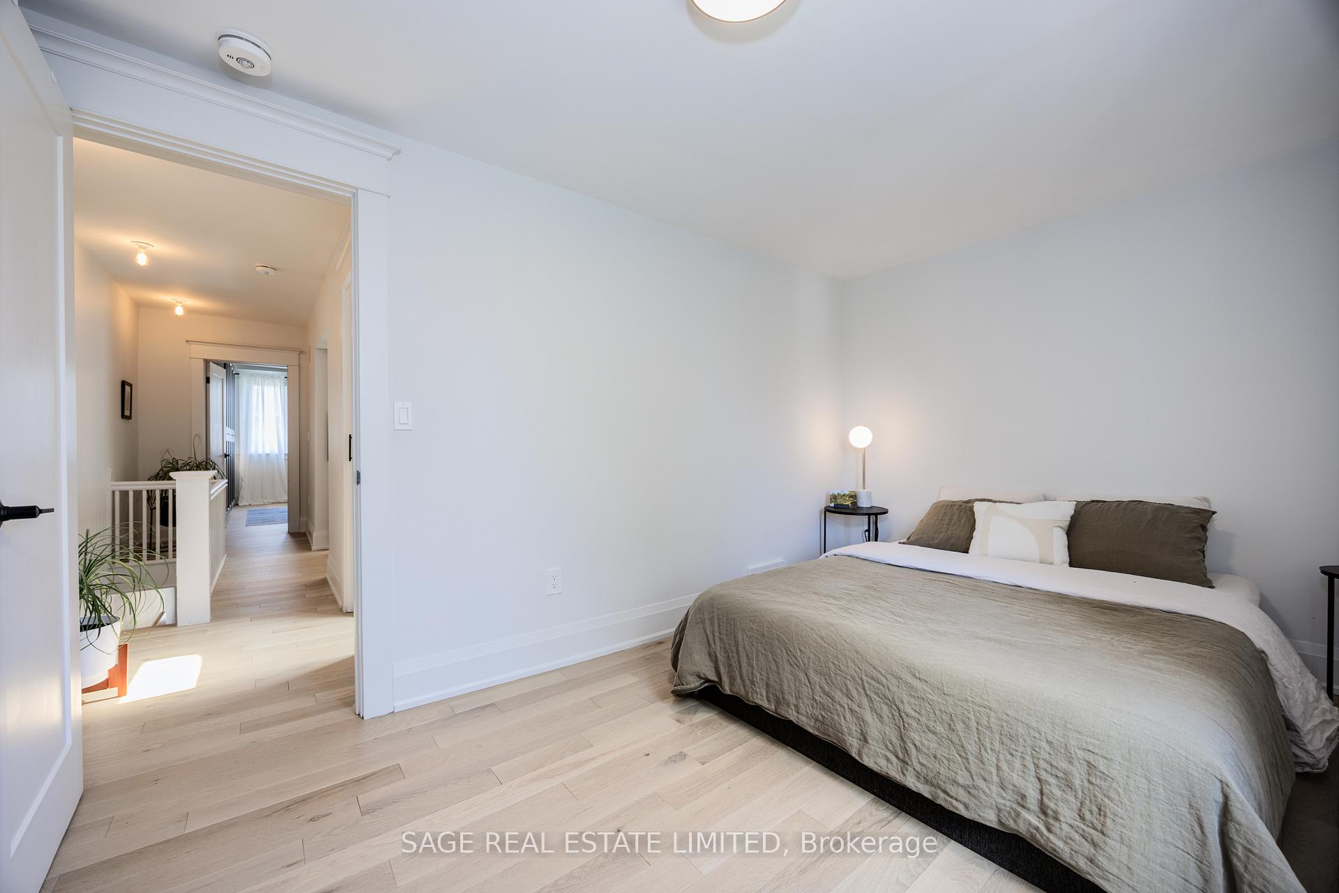 Photo 18 of 184 Parkmount Road, Toronto, Greenwood-Coxwell — HOMEH