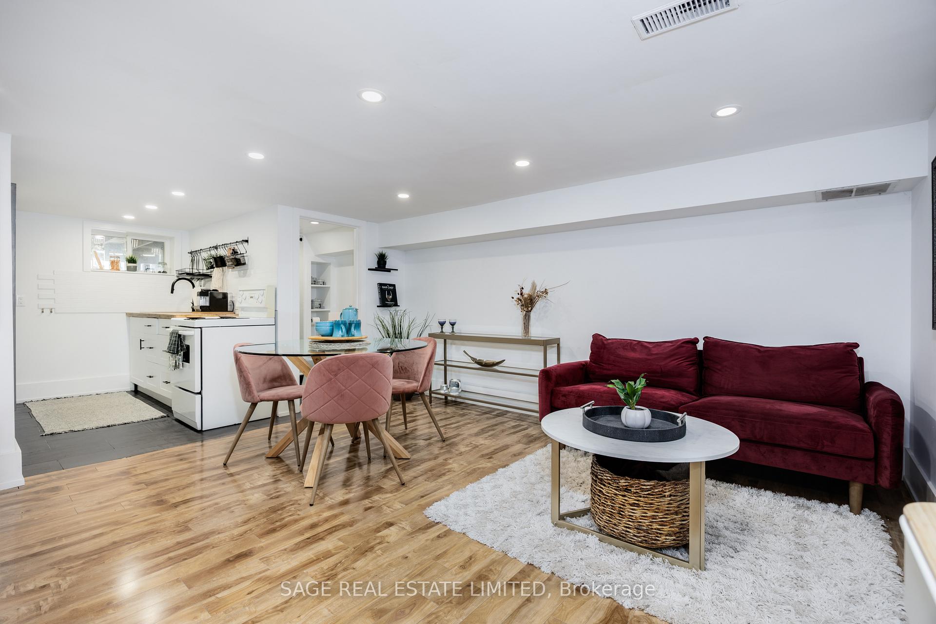 Photo 25 of 184 Parkmount Road, Toronto, Greenwood-Coxwell — HOMEH