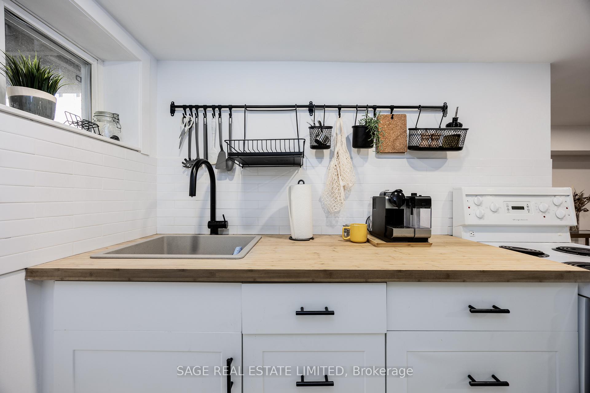 Photo 26 of 184 Parkmount Road, Toronto, Greenwood-Coxwell — HOMEH