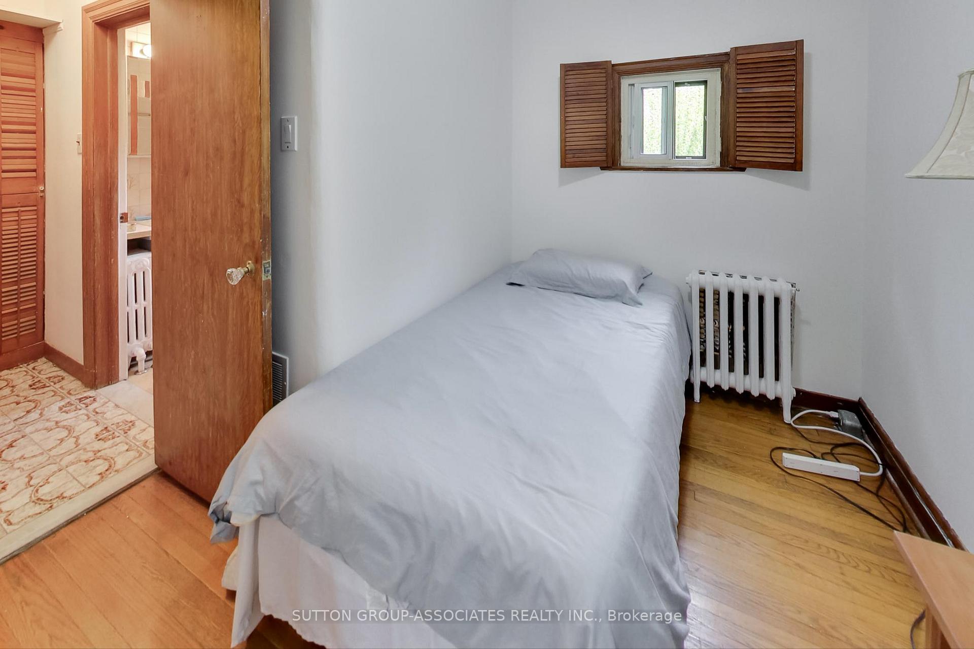 Photo 14 of 47 Robina Avenue, Toronto, Oakwood Village — HOMEH